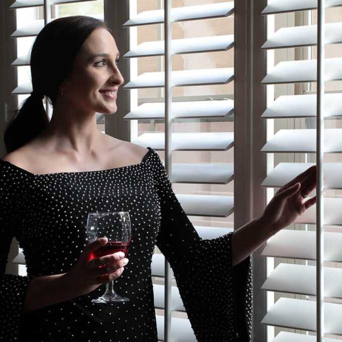 Classic Faux Wood Shutters 9346