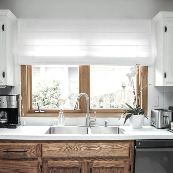 Classic Roman Shades 8738