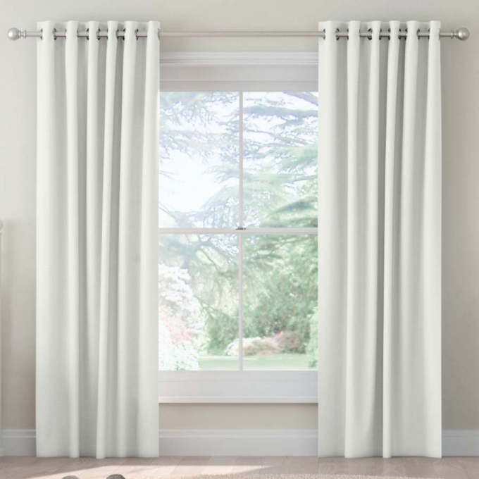 Delicate Drapes/Curtains 9613