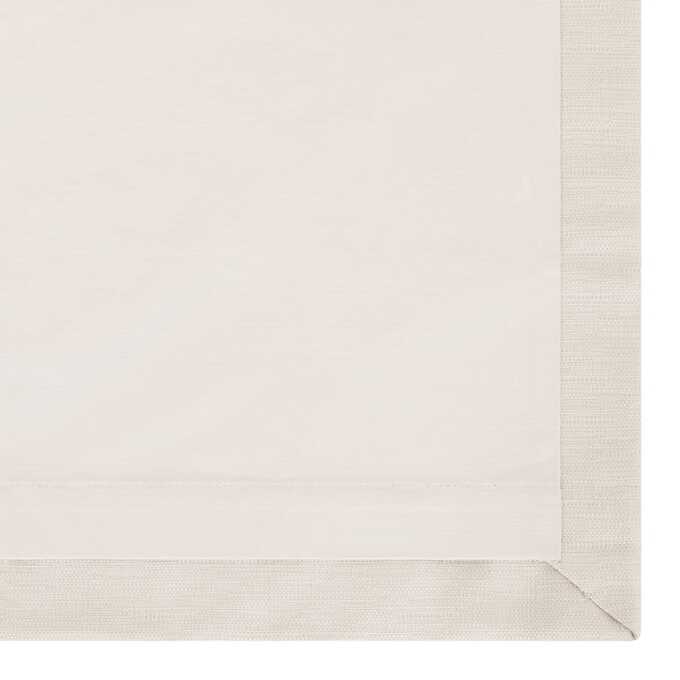 Delicate Drapes/Curtains 9617