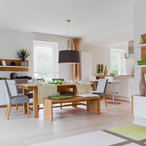 Stores en bois Décorateur de 2 3/8 po 9387