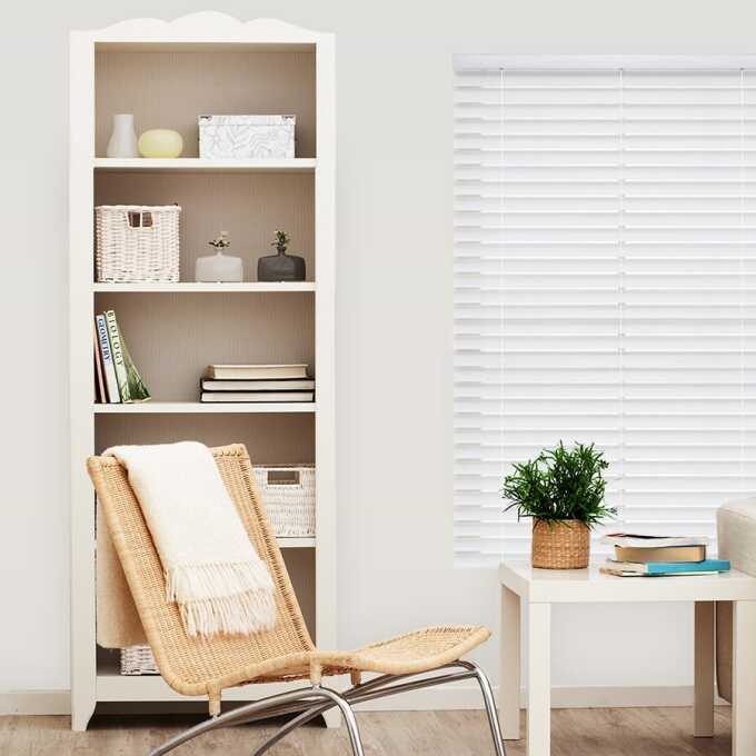 Stores imitation bois Décorateur de 2 1/2 po 9291