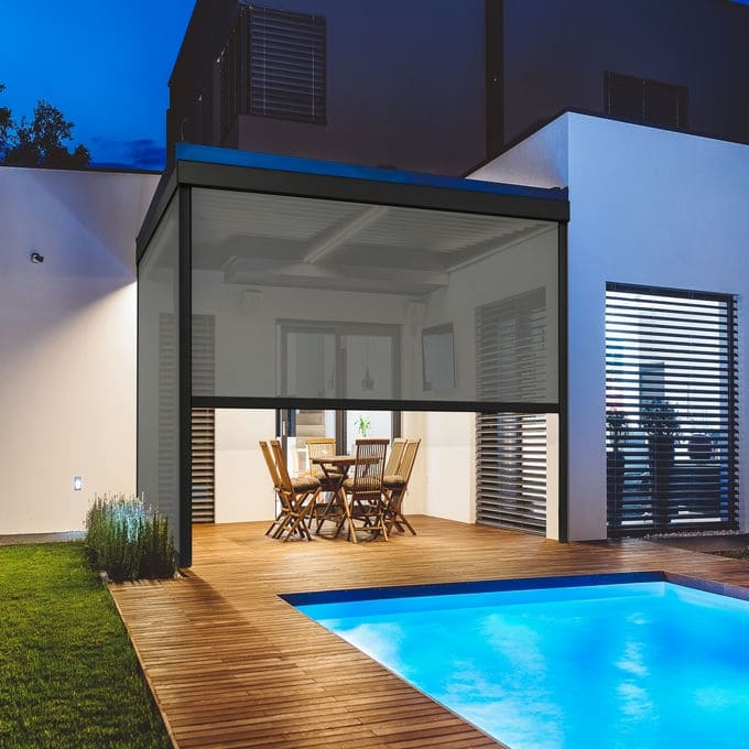 Toiles rétractables à rails latéraux pour la terrasse Décorateur 11024