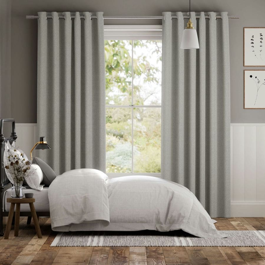 Cozy Drapes/Curtains 1648