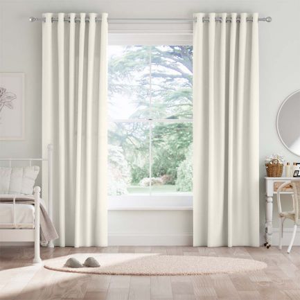 Delicate Drapes/Curtains 1473