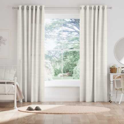 Delicate Drapes/Curtains 1473