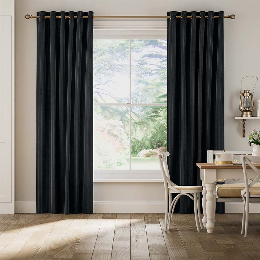 Designer Drapes/Curtains 1124