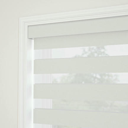 Designer Luxe Room Darkening Zebra Blinds 1730
