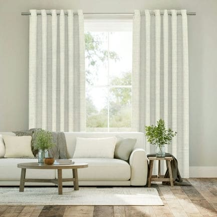 Select Drapes/Curtains