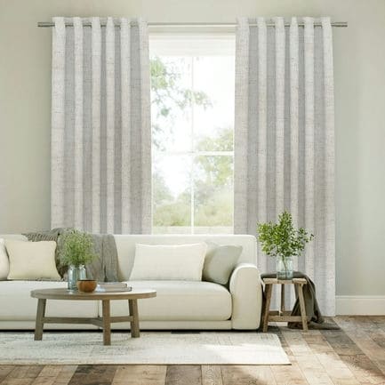 Select Drapes/Curtains