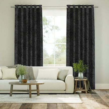 Select Drapes/Curtains