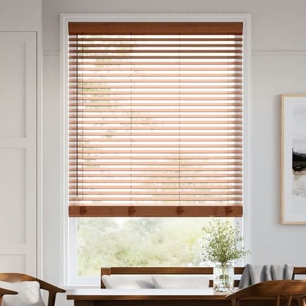 Stores imitation bois Héritage Décorateur de 2 po 1817