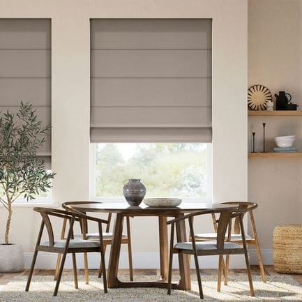 Stores romains en lin