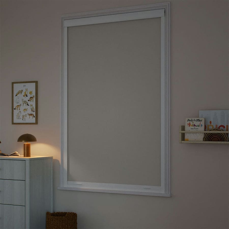 Toiles à rouleau Noirceur totale (sans perçage) 1844