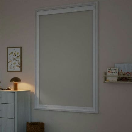 Toiles à rouleau Noirceur totale (sans perçage) 1844