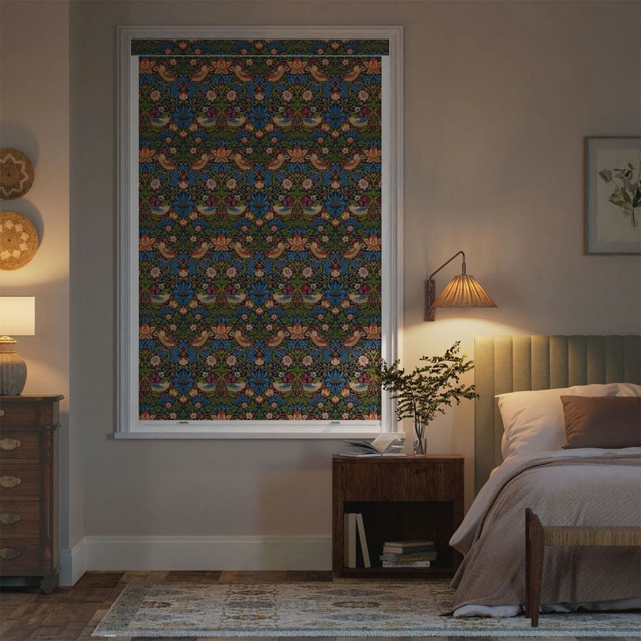 Toiles à rouleau Noirceur totale William Morris (sans perçage) 1881