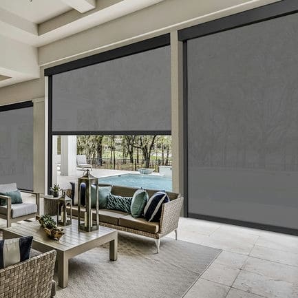 Toiles rétractables à rails latéraux pour la terrasse Décorateur